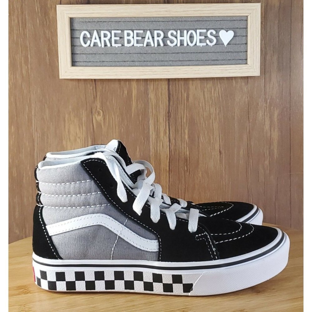 Vans Boys Youth 2 Shoes Off The Wall Sneakers BLACK AND WHITE Lace Tie Up 721356